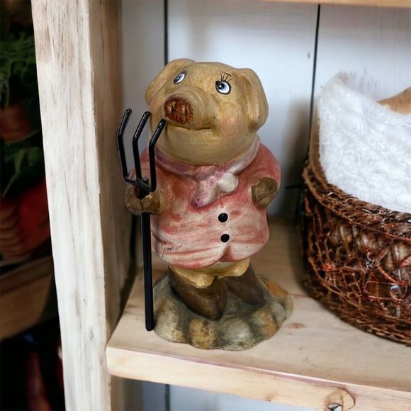 Pig Figurine In Pink Jacket Holding Rake Mrs. Farmer Farmhouse Country - As Is - Picture 11 of 11